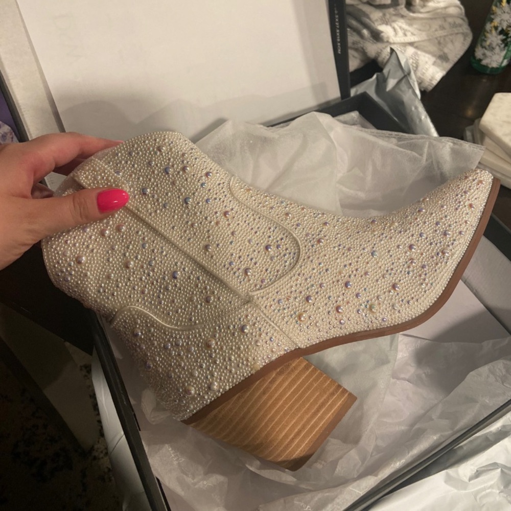 BRAND NEW: Emory Rhinestone Western Boot